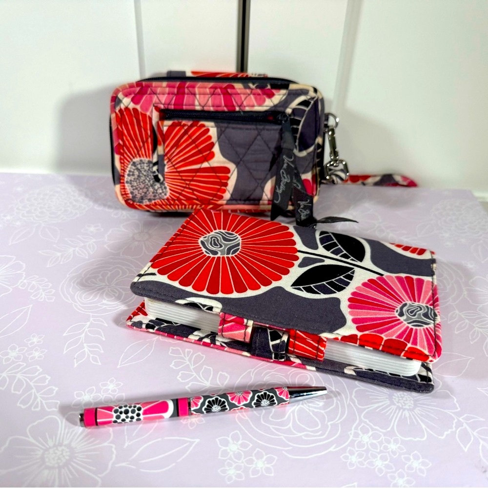 Vera Bradley Floral wallet and notebook set - Picture 2 of 5